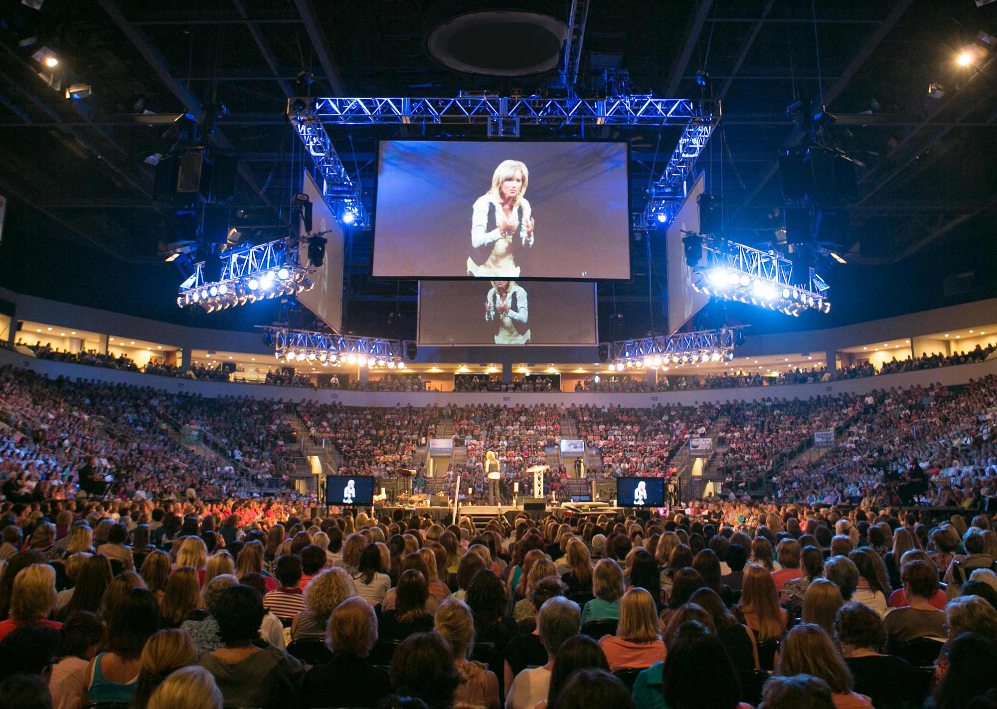 Living Proof Live With Beth Moore H E B Center